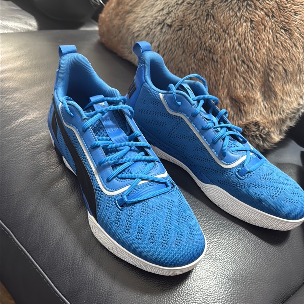 Puma Vibrant Blue Sneakers